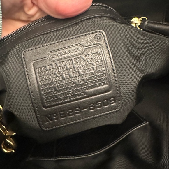 Coach Vintage Black Leather Tote Bag - Picture 2 of 13